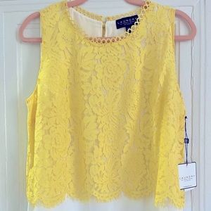 LAUNDRY by Shelli Segal | Goldfinch Layered Top